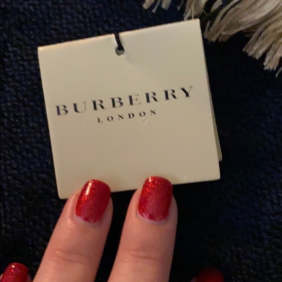 DO NOT BUY FROM THIS SELLER. - Picture 3 of 5